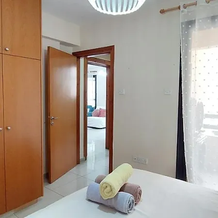 Ria Court 1 Bedroom Apartment *